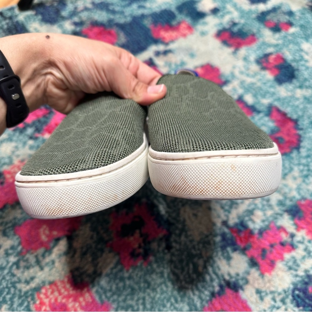 Rothy’s The Slip On Sneaker in Green Safari Retired Print - Picture 5 of 10